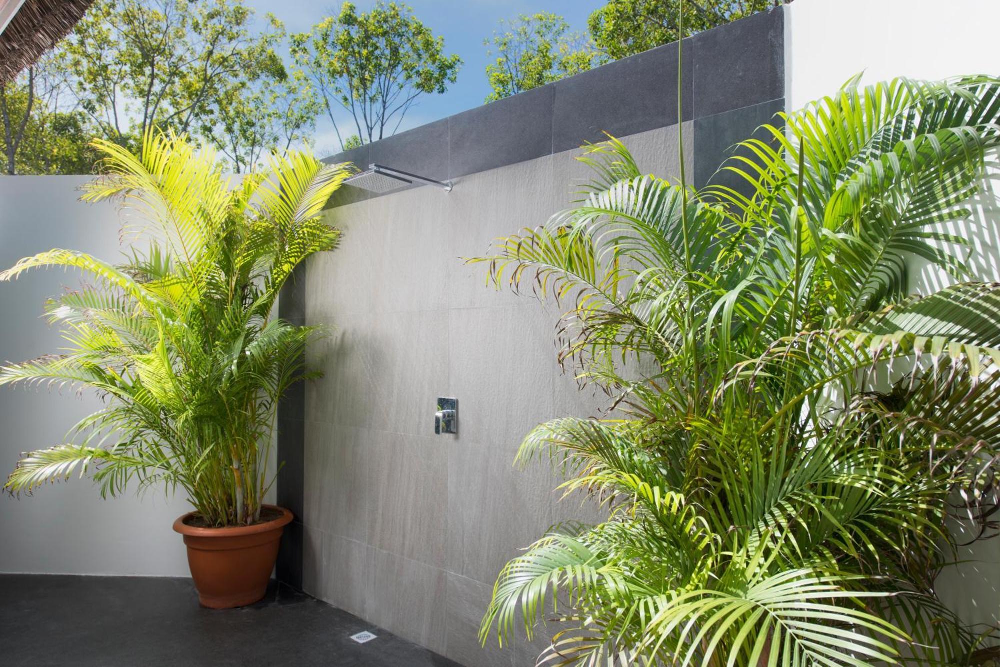 Thulhagiri Island Resort & Spa Thulhaagiri Exterior photo